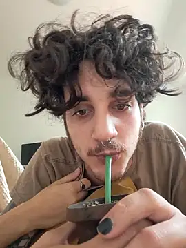 GroovyBlossom online show from December 1, 2025, 4:12 pm