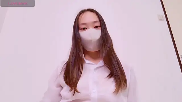 Snapshot of mitsuri_chan_love chatting on September 12, 2025, 5:13 pm mitsuri chan love online show from September 12, 2025, 5:13 pm