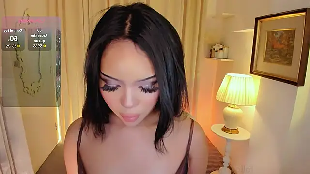 MS LUNA online show from March 31, 2026, 10:43 pm