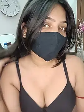 Snapshot of Snehabeauti chatting on July 6, 2026, 3:36 pm Snehabeauti online show from July 6, 2026, 3:36 pm