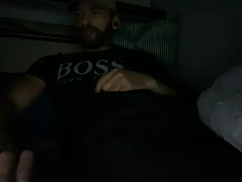 majorb121 online show from November 1, 2025, 8:22 pm