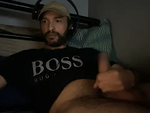 majorb121 online show from November 3, 2025, 8:21 pm