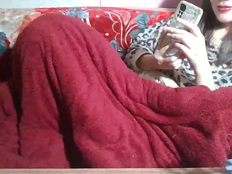 Lovelyx0x online show from January 7, 2026, 5:15 pm