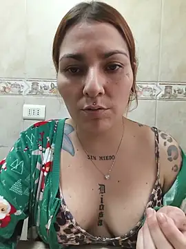 xjuanaxmaldadxxx online show from May 31, 2026, 8:43 pm