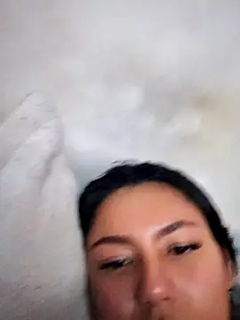 Megara 25 online show from November 5, 2025, 2:22 am