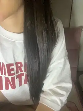 Snapshot of RubyBerry chatting on September 10, 2025, 4:40 pm RubyBerry online show from September 10, 2025, 4:40 pm