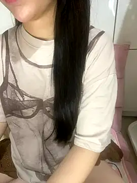 Snapshot of RubyBerry chatting on September 12, 2025, 7:52 am RubyBerry online show from September 12, 2025, 7:52 am