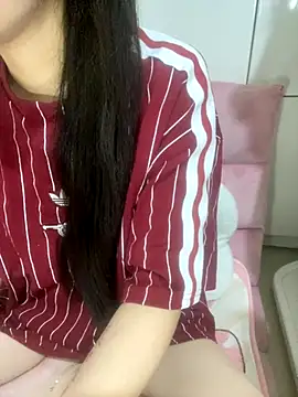 Snapshot of RubyBerry chatting on September 18, 2025, 1:40 am RubyBerry online show from September 18, 2025, 1:40 am