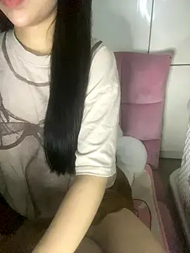 Snapshot of RubyBerry chatting on September 19, 2025, 7:10 am RubyBerry online show from September 19, 2025, 7:10 am