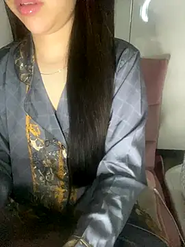 RubyBerry online show from November 7, 2025, 3:45 pm