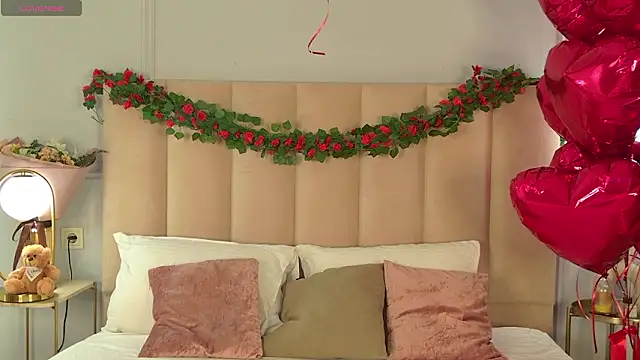 AdoraCortes online show from February 22, 2026, 5:08 am