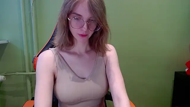 juicyPenny online show from March 15, 2026, 6:52 am