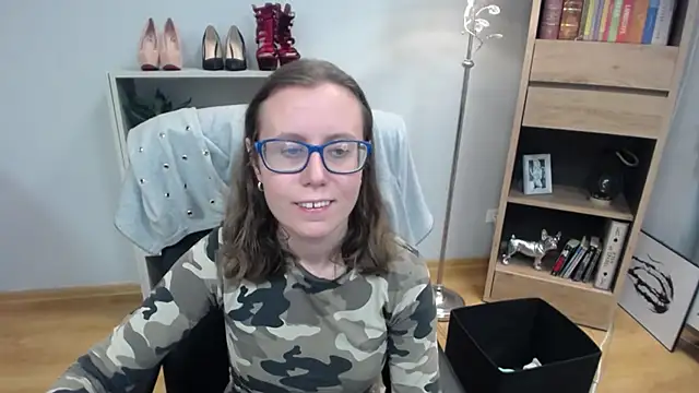 sweetxLizzy online show from October 24, 2025, 6:21 am