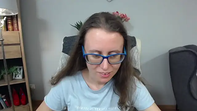 sweetxLizzy online show from May 6, 2026, 4:41 am