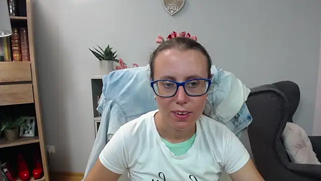 Snapshot of sweetxLizzy chatting on June 30, 2026, 4:35 am sweetxLizzy online show from June 30, 2026, 4:35 am