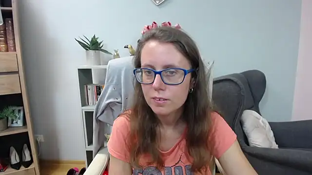 Snapshot of sweetxLizzy chatting on July 9, 2026, 4:27 am sweetxLizzy online show from July 9, 2026, 4:27 am