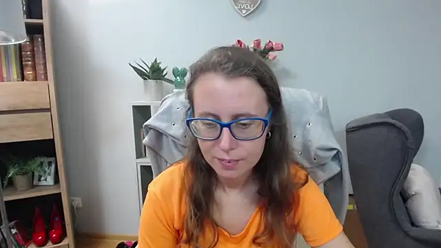 Snapshot of sweetxLizzy chatting on July 24, 2026, 6:22 am sweetxLizzy online show from July 24, 2026, 6:22 am
