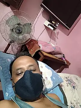 Snapshot of snighdha chatting on October 10, 2025, 12:26 pm snighdha online show from October 10, 2025, 12:26 pm