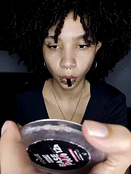 bettyboo2801 online show from December 18, 2025, 3:12 am