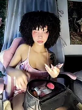 bettyboo2801 online show from March 6, 2026, 11:01 pm