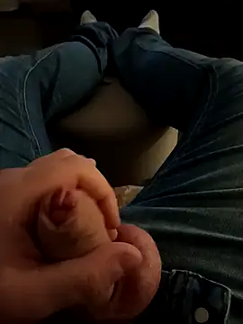 Snapshot of lobike90 chatting on October 30, 2025, 6:41 pm lobike90 online show from October 30, 2025, 6:41 pm