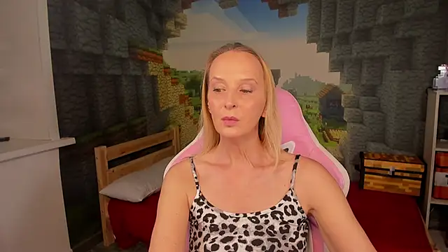 ClaraParks online show from January 9, 2026, 10:18 am