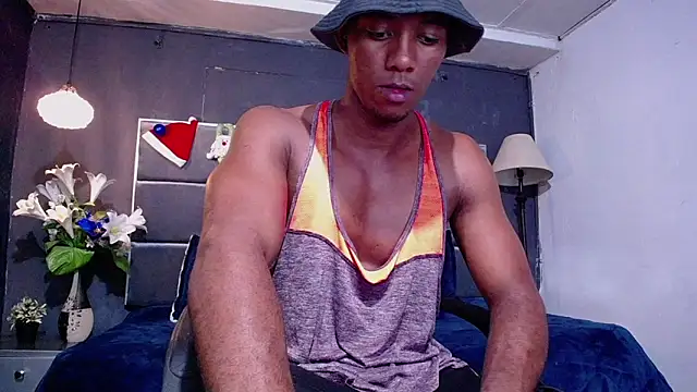 blackbignude online show from December 21, 2025, 1:35 am