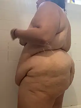 lulusatansbaby online show from October 14, 2025, 8:20 pm