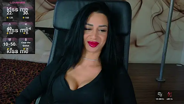 Snapshot of NaomiScarlet chatting on October 11, 2025, 8:57 am NaomiScarlet online show from October 11, 2025, 8:57 am