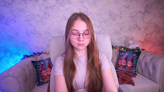 ArrinaWairr online show from December 22, 2025, 8:44 am