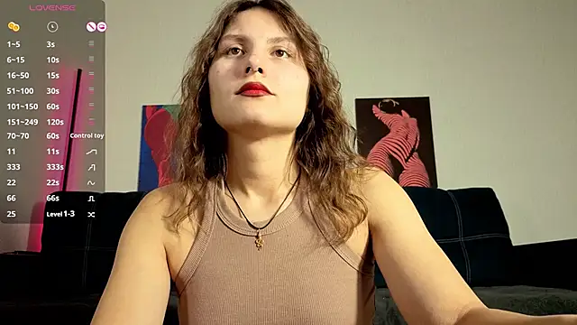 TrixiBell online show from October 24, 2025, 4:09 am