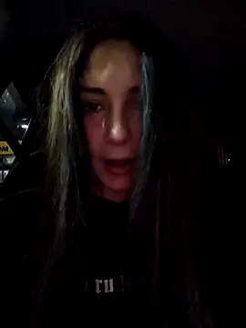 Snapshot of SaraViss20 chatting on September 10, 2025, 6:08 pm SaraViss20 online show from September 10, 2025, 6:08 pm