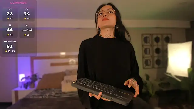 Snapshot of anne_dh chatting on September 30, 2025, 2:05 am anne dh online show from September 30, 2025, 2:05 am