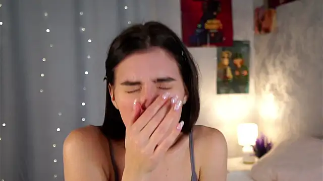 EleneButton online show from January 8, 2026, 1:08 am