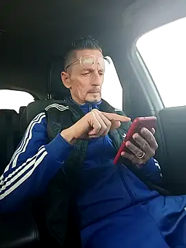 Snapshot of fabius720 chatting on December 22, 2025, 12:35 pm fabius720 online show from December 22, 2025, 12:35 pm