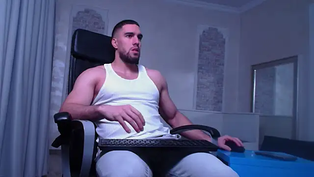 IvanHydee online show from October 11, 2025, 4:55 am