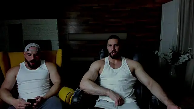 IvanHydee online show from April 16, 2026, 4:46 am