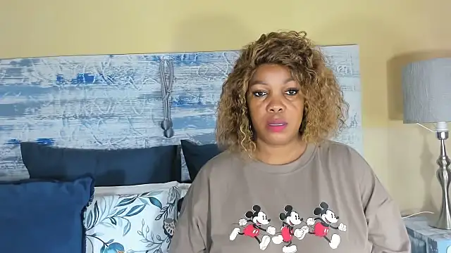 Jess555 online show from November 5, 2025, 6:35 am