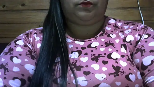Snapshot of MARRENTINHA34 chatting on May 23, 2026, 1:48 pm MARRENTINHA34 online show from May 23, 2026, 1:48 pm