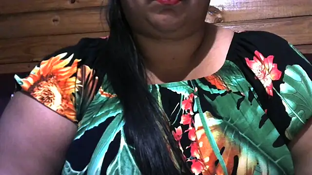 Snapshot of MARRENTINHA34 chatting on June 2, 2026, 5:59 pm MARRENTINHA34 online show from June 2, 2026, 5:59 pm