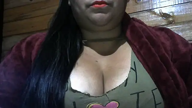 MARRENTINHA34 online show from July 4, 2026, 4:24 pm