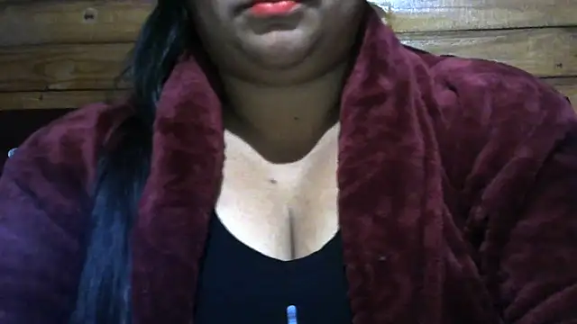 MARRENTINHA34 online show from July 8, 2026, 12:37 am