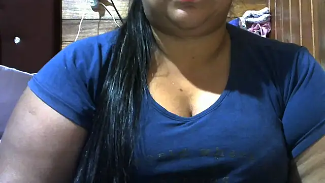 MARRENTINHA34 online show from July 28, 2026, 11:37 pm