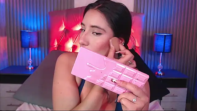 Bonnali lune online show from November 29, 2025, 10:24 pm