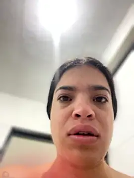 JuanitaMore01 online show from January 8, 2026, 12:29 pm