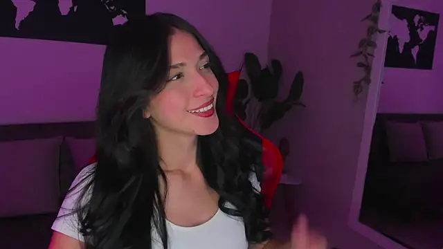 Snapshot of ZoeValencia1 chatting on April 25, 2026, 8:50 am ZoeValencia1 online show from April 25, 2026, 8:50 am