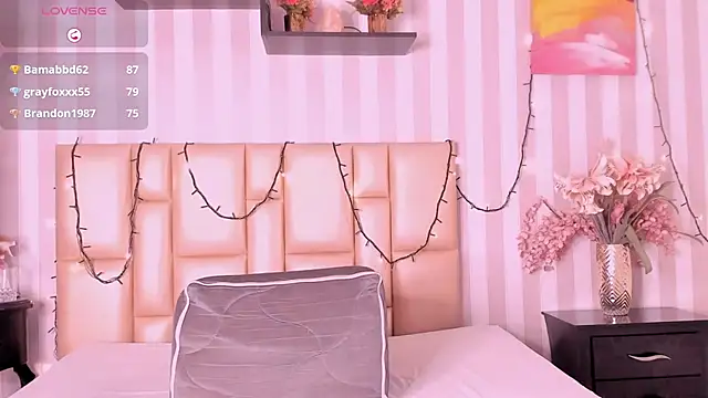 DarkHoneyy online show from February 21, 2026, 2:40 pm