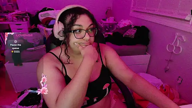 chericheesecake online show from September 23, 2025, 12:57 am