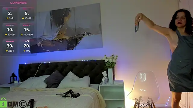 Kira Adler online show from February 8, 2026, 1:20 am