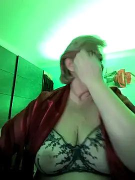 TerezaVelvet online show from February 13, 2026, 10:50 pm